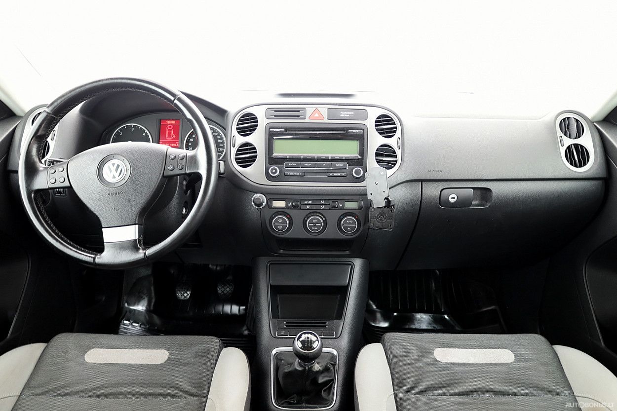 Volkswagen Tiguan | 4