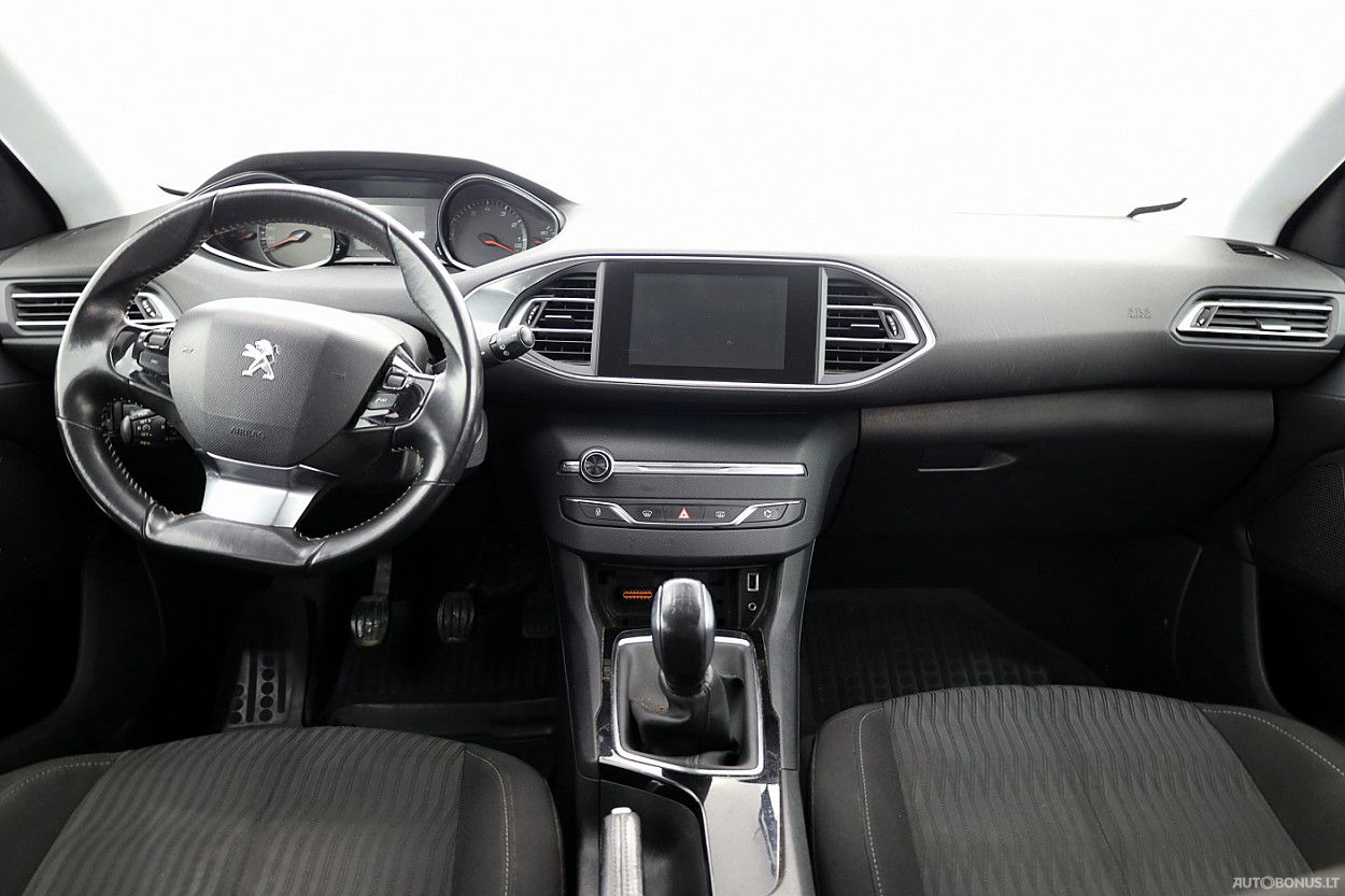 Peugeot 308 | 4