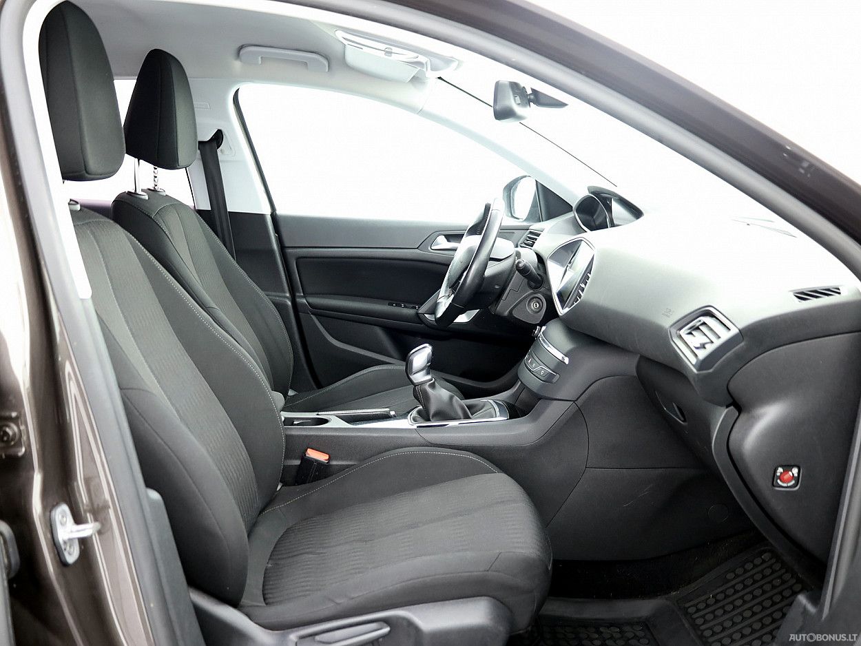 Peugeot 308 | 5