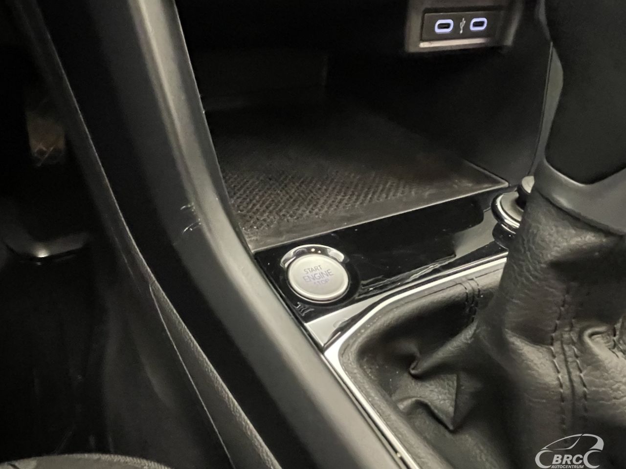 Volkswagen T-Cross | 42