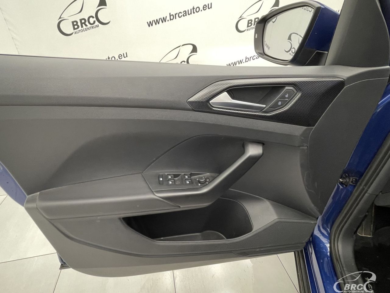 Volkswagen T-Cross | 32