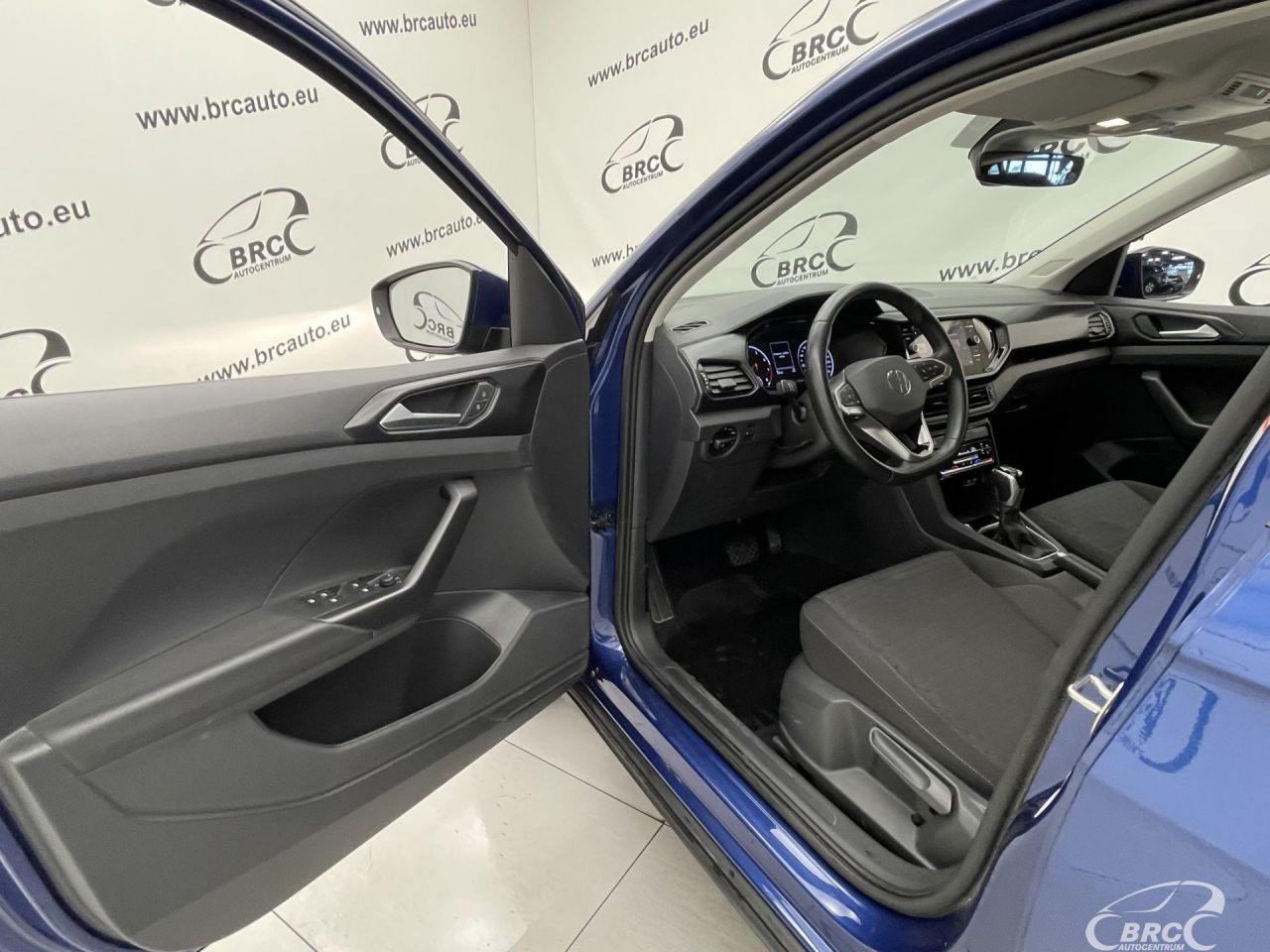 Volkswagen T-Cross | 30