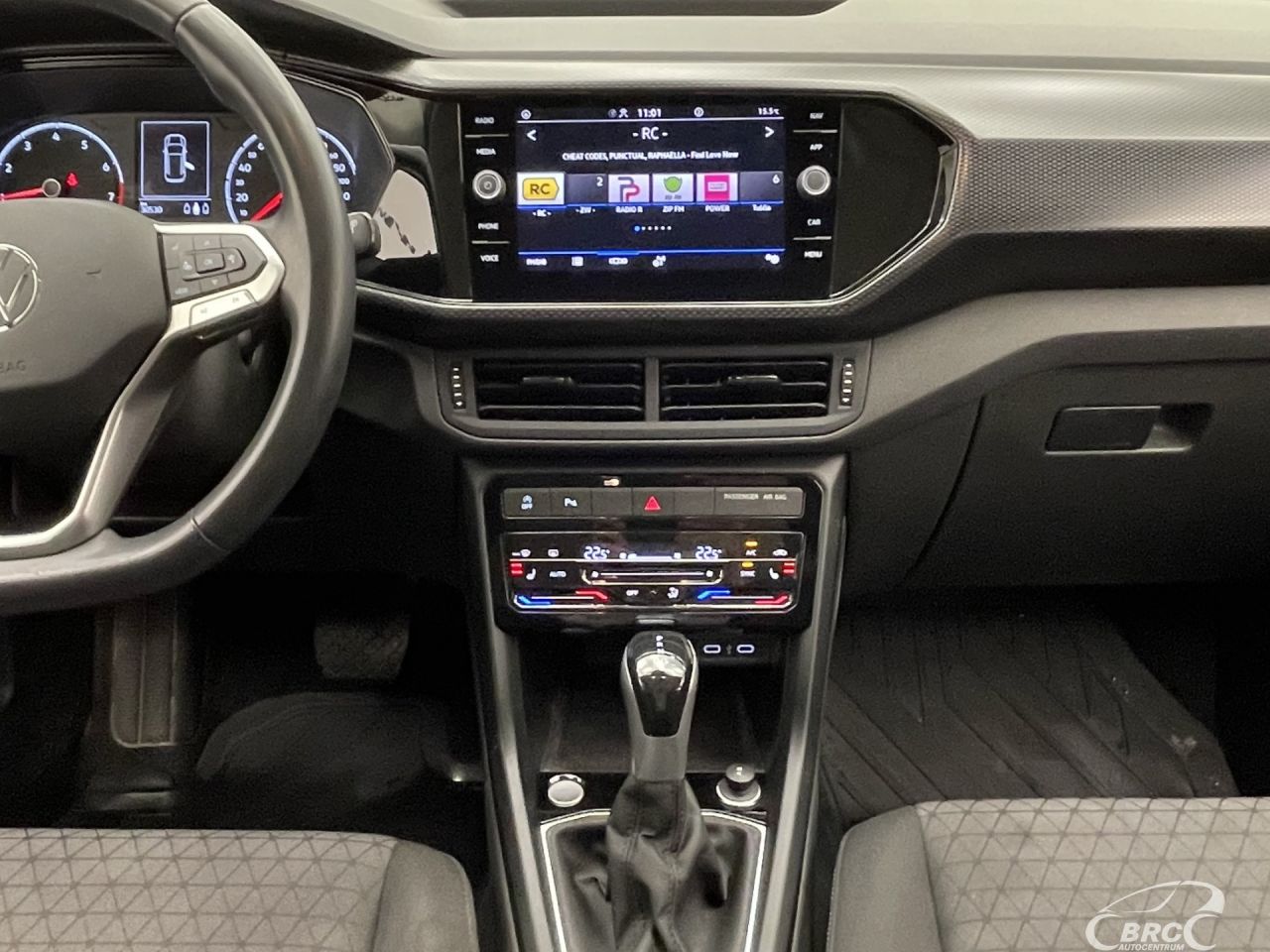 Volkswagen T-Cross | 13