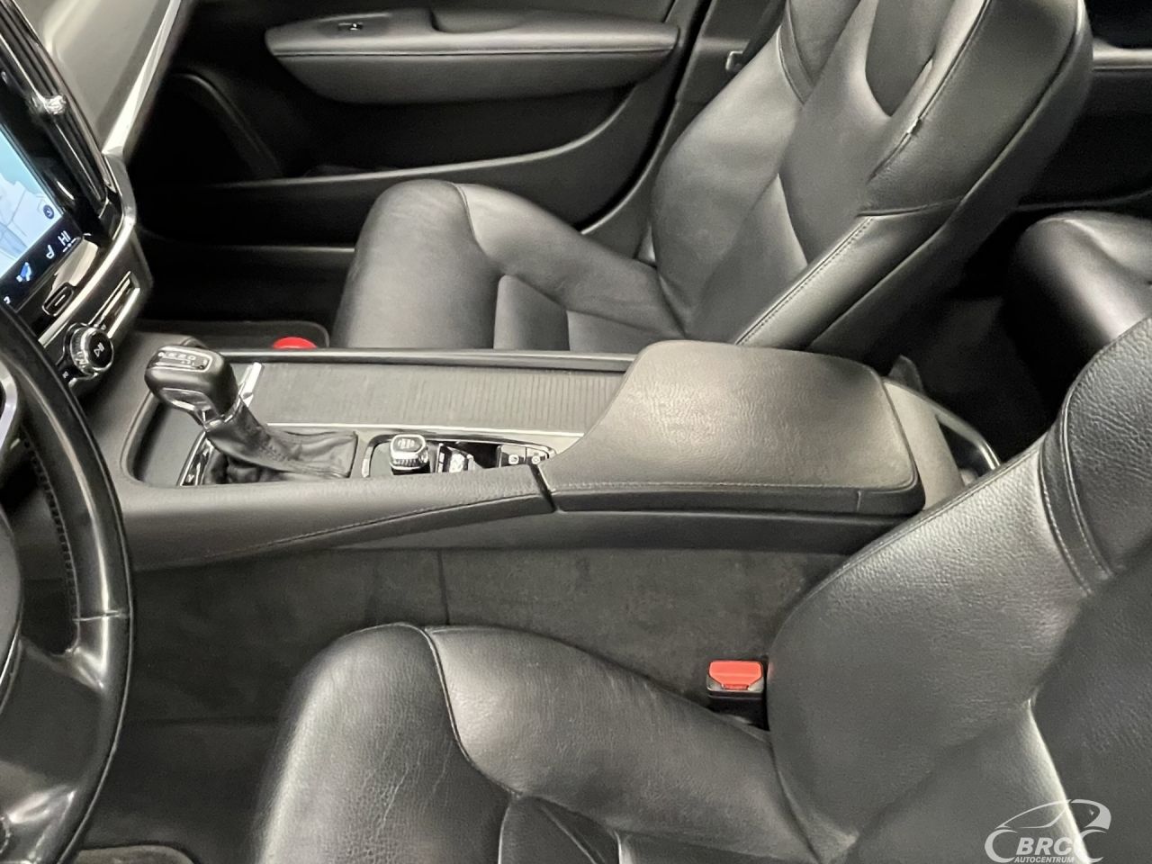 Volvo V90 | 22