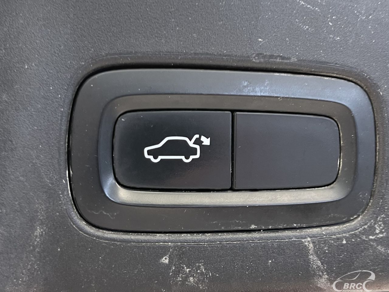 Volvo V90 | 40
