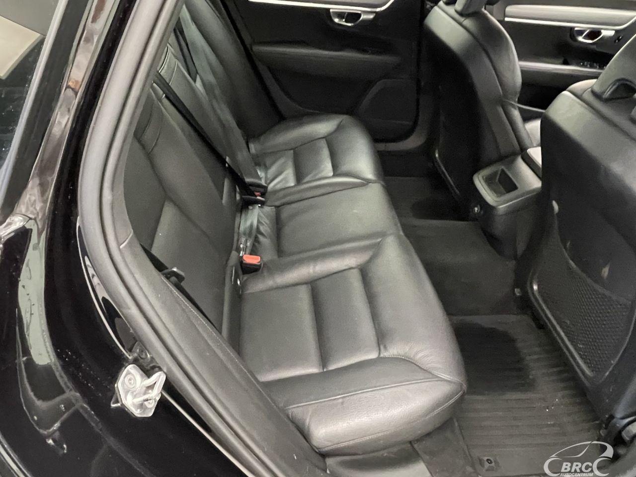Volvo V90 | 9