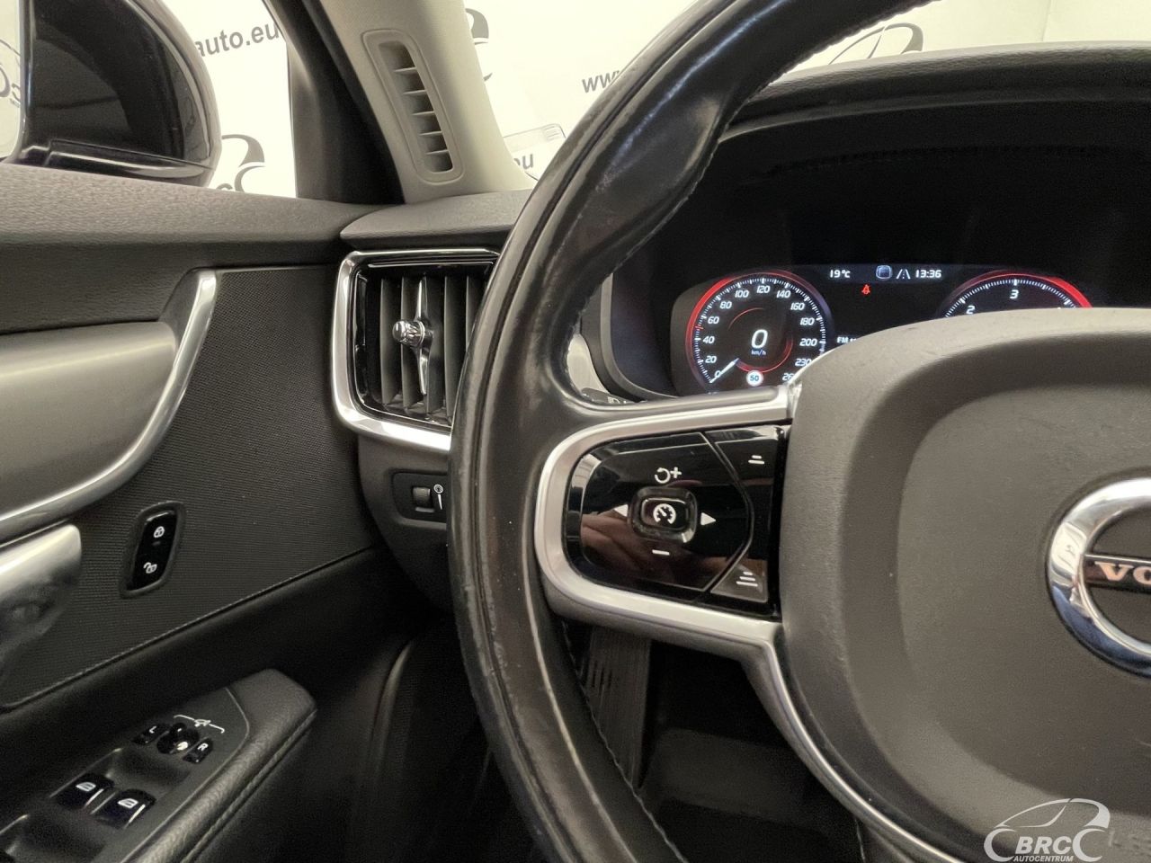 Volvo V90 | 25