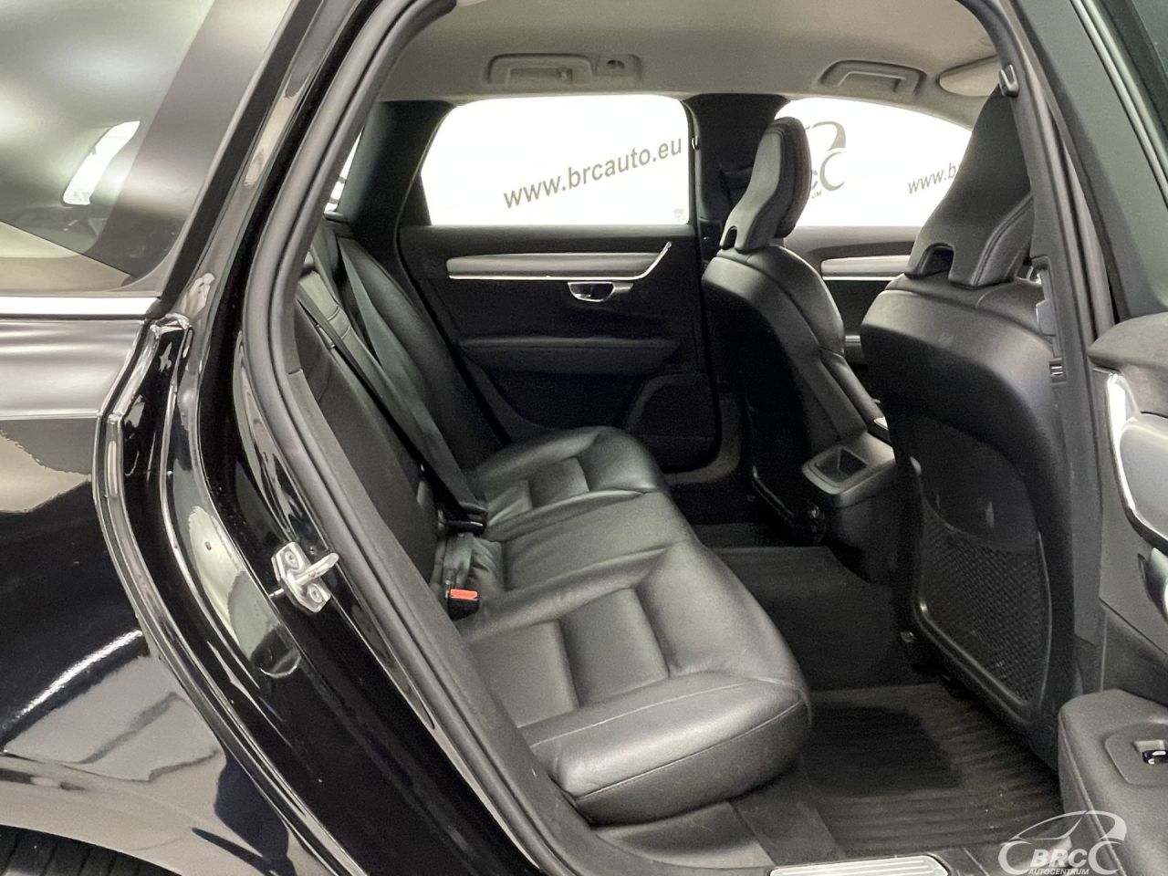 Volvo V90 | 8