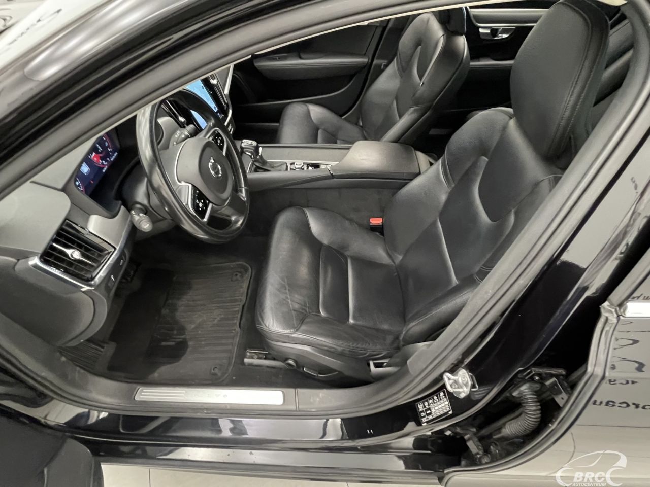 Volvo V90 | 19