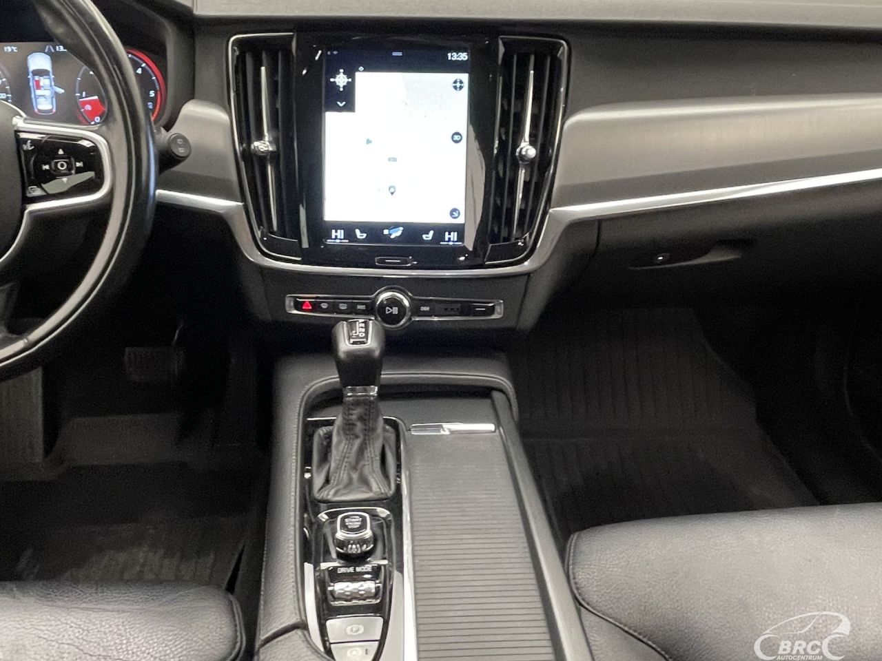 Volvo V90 | 13