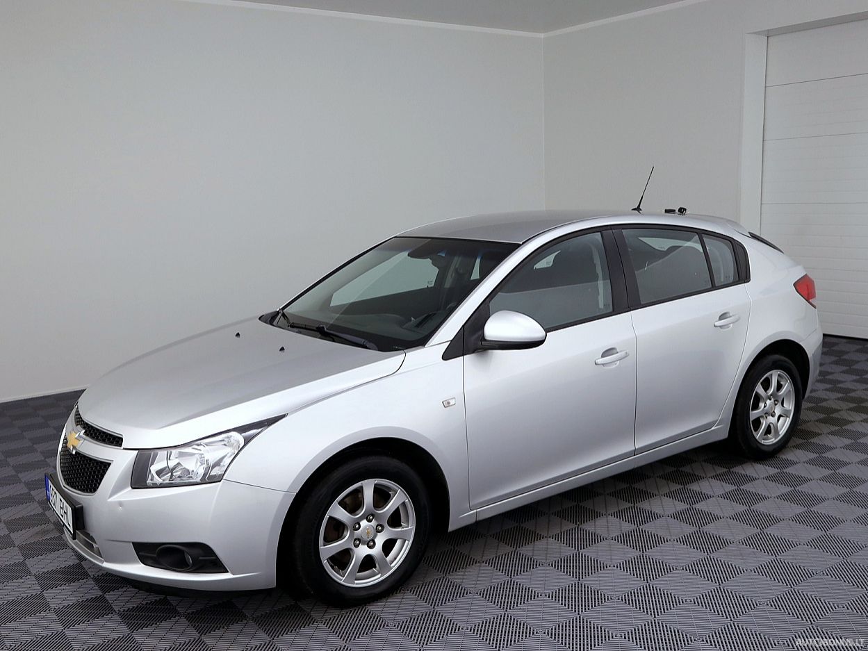Chevrolet Cruze | 1