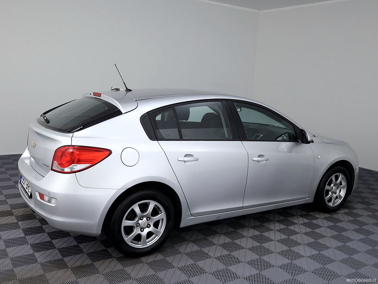 Chevrolet Cruze | 2