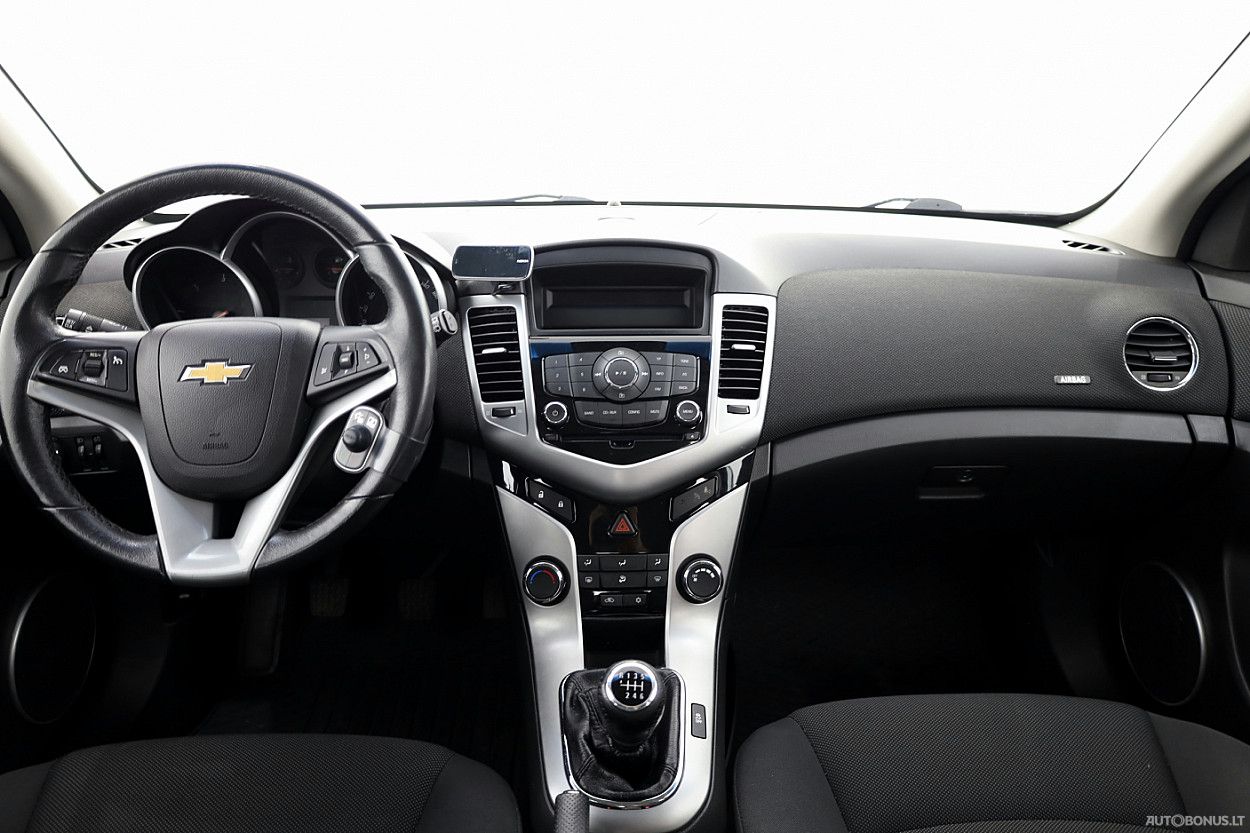 Chevrolet Cruze | 4
