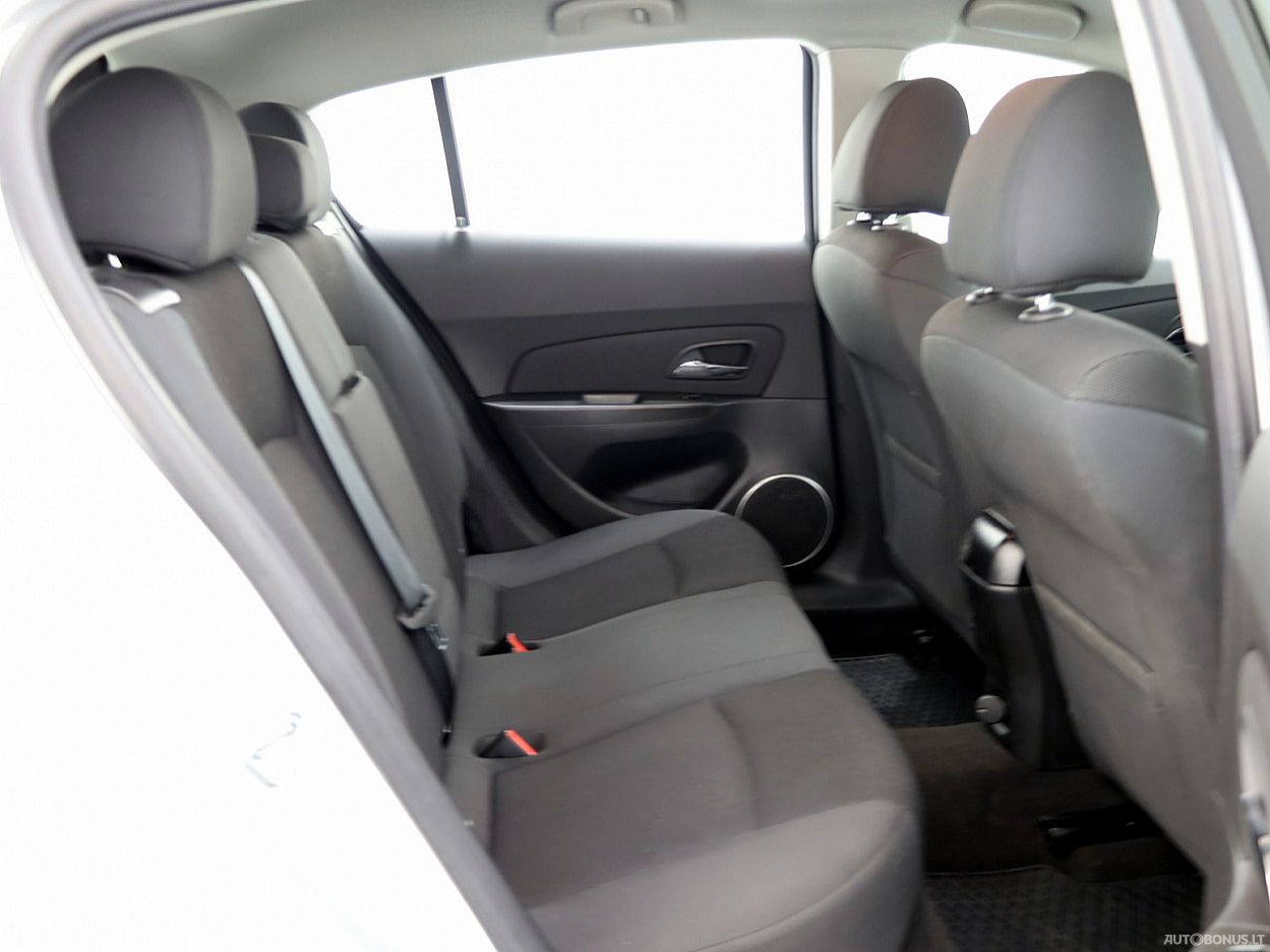 Chevrolet Cruze | 6