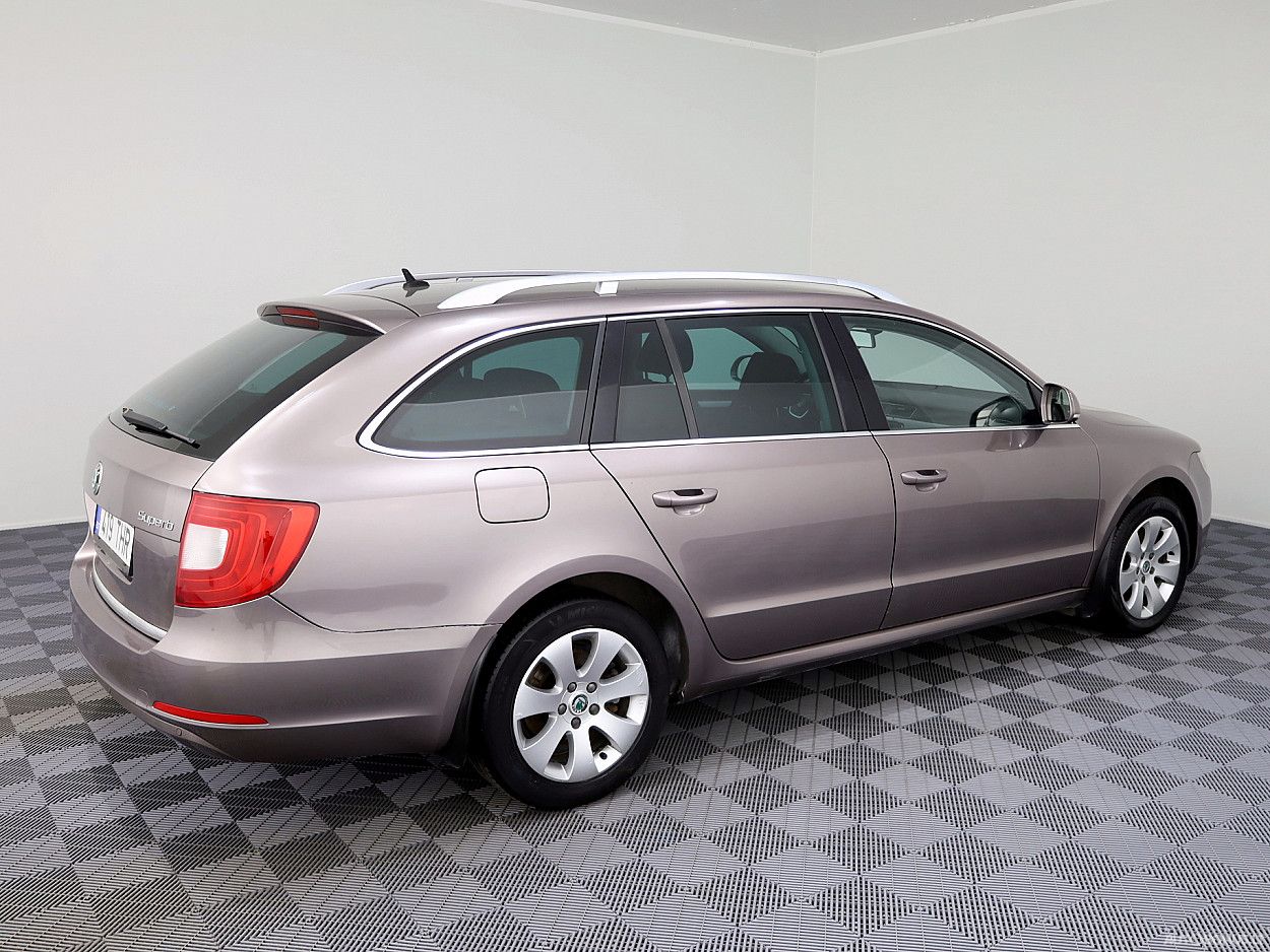 Skoda Superb | 2