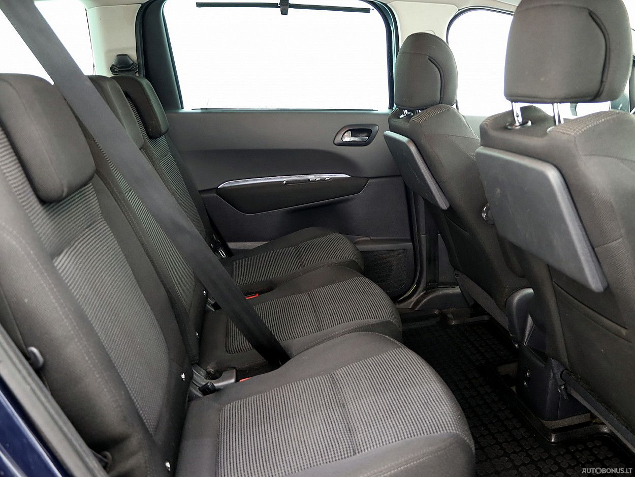 Peugeot 5008 | 6
