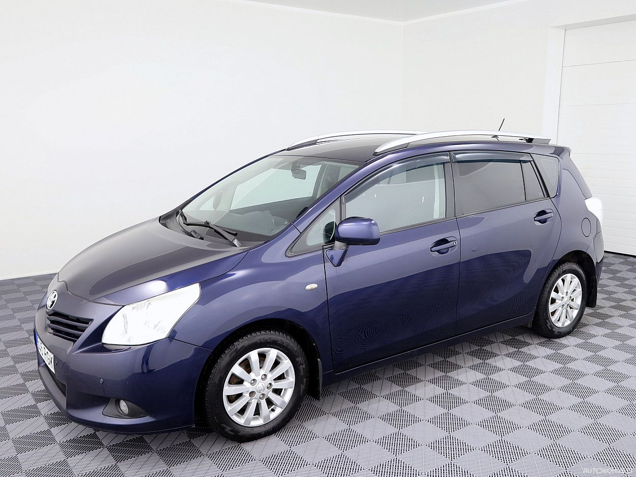 Toyota Verso | 1