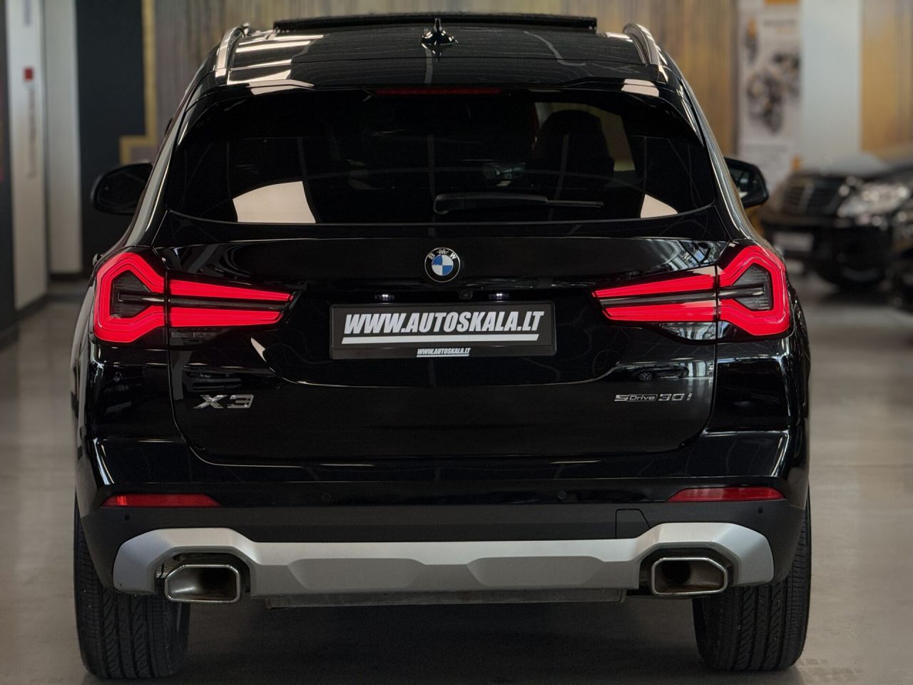 BMW X3 | 24