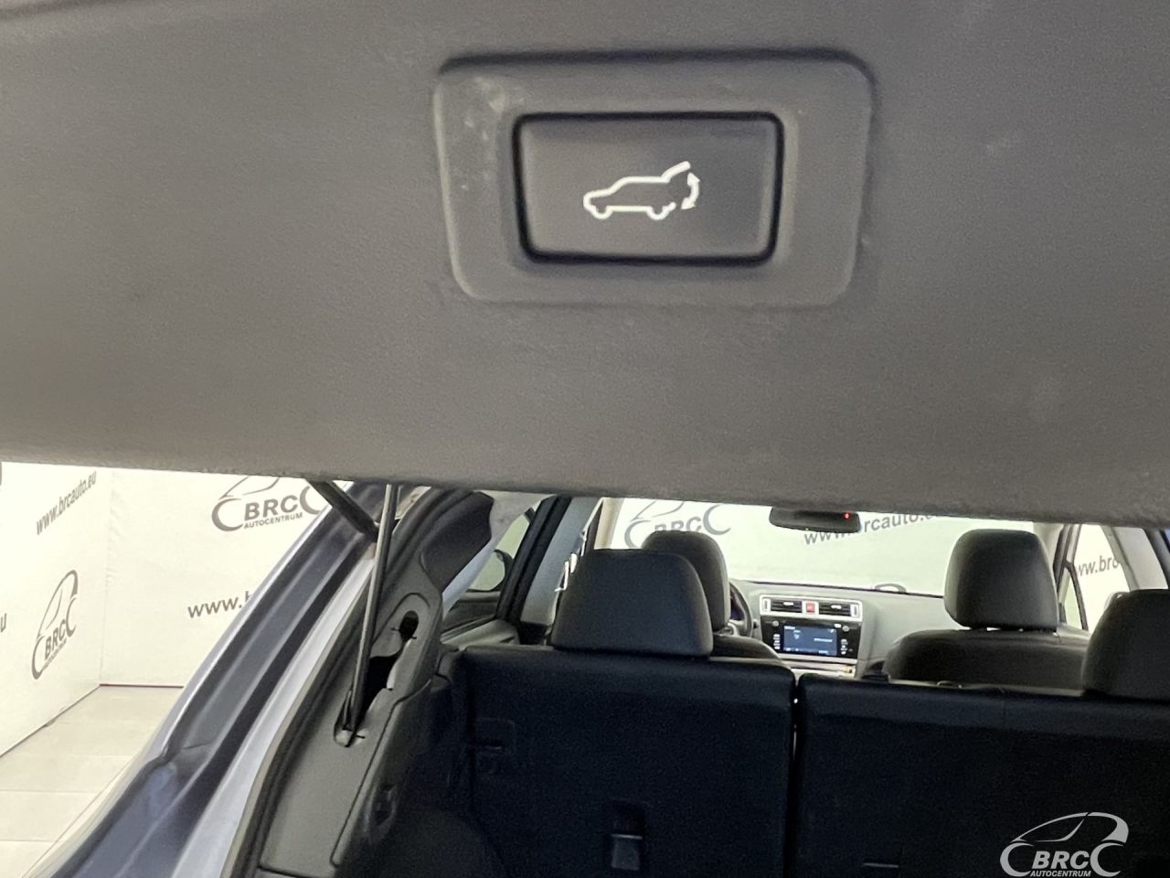 Subaru Outback | 44