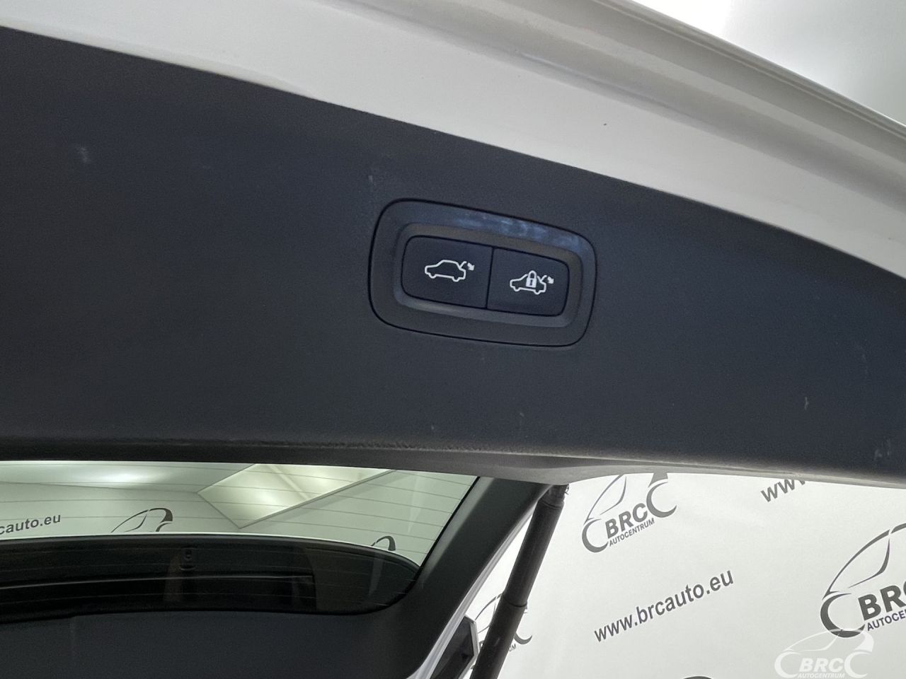Volvo XC90 | 45