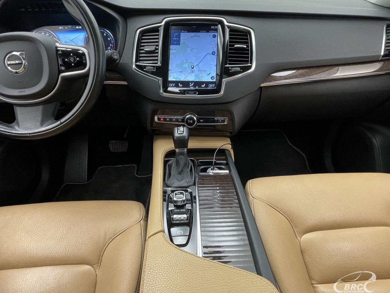 Volvo XC90 | 16