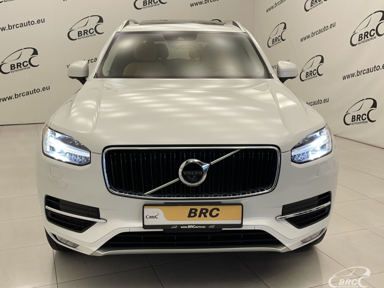 Volvo XC90 | 48