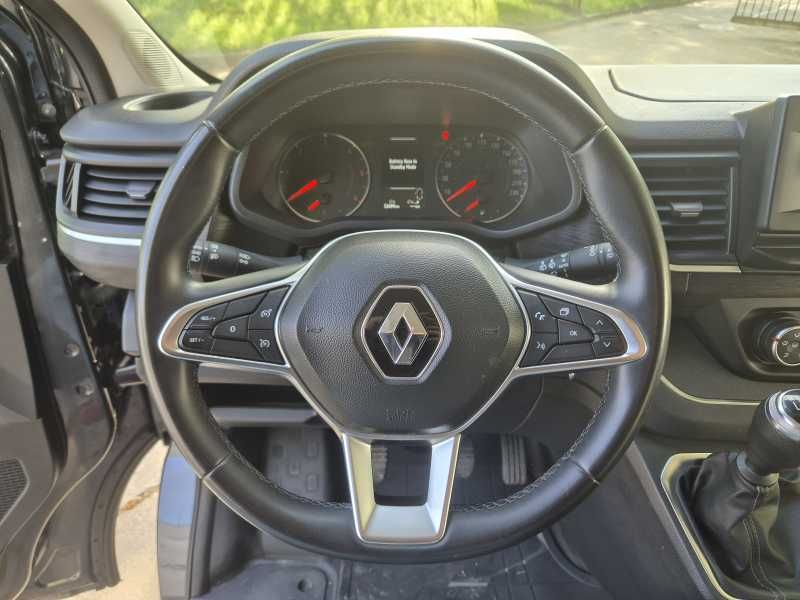 Renault Trafic | 10