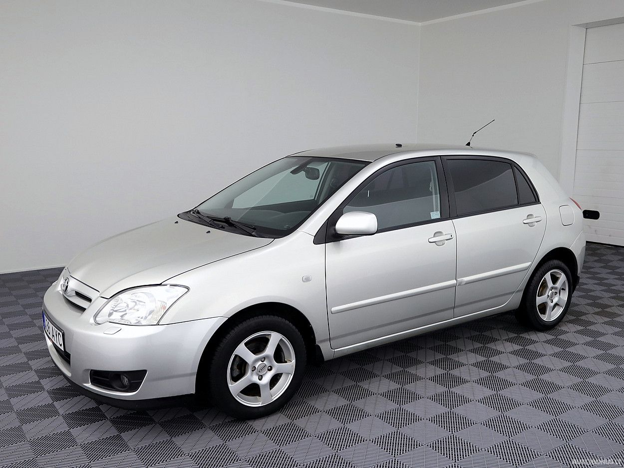 Toyota Corolla | 1