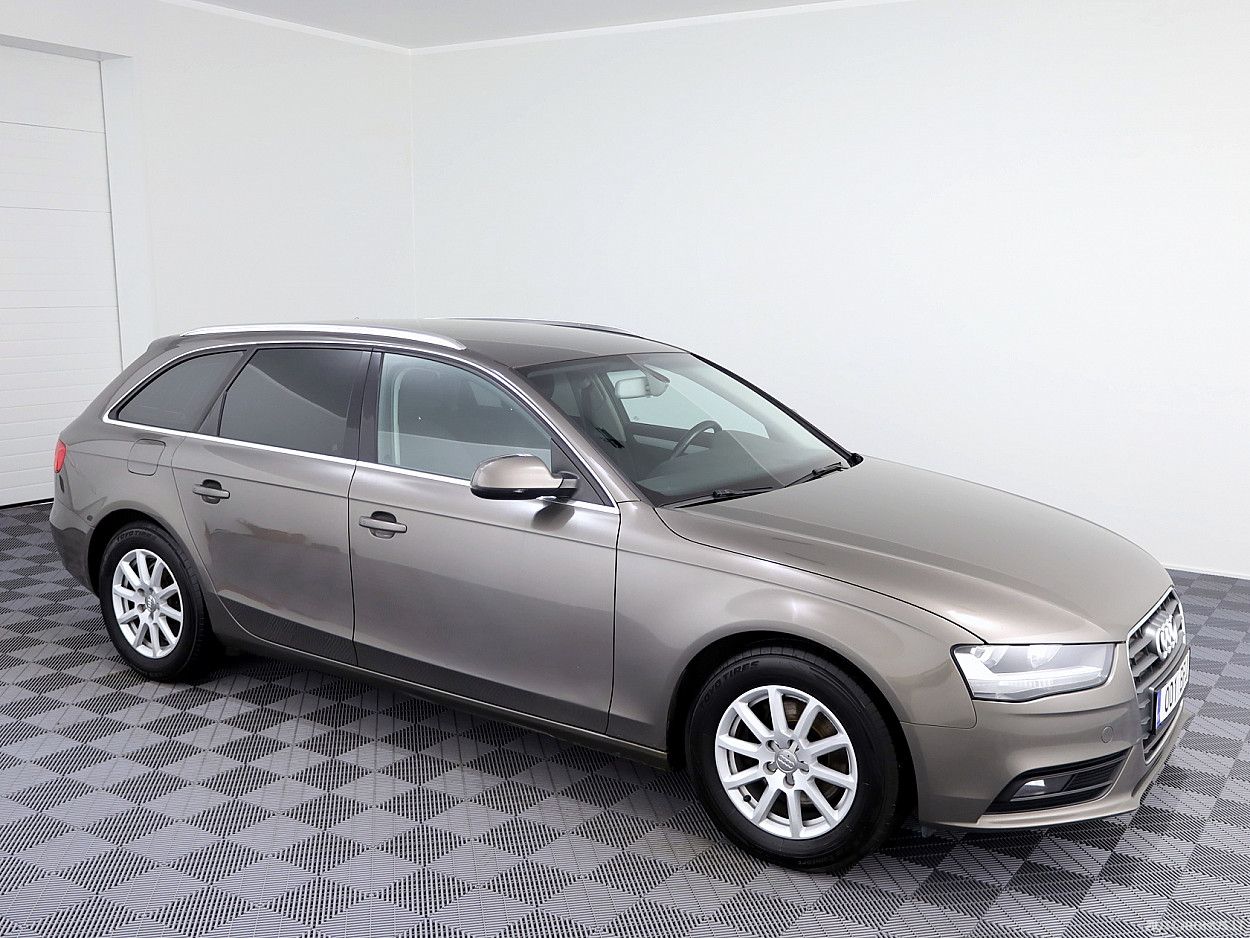 Audi A4, 2.0 l., Универсал
