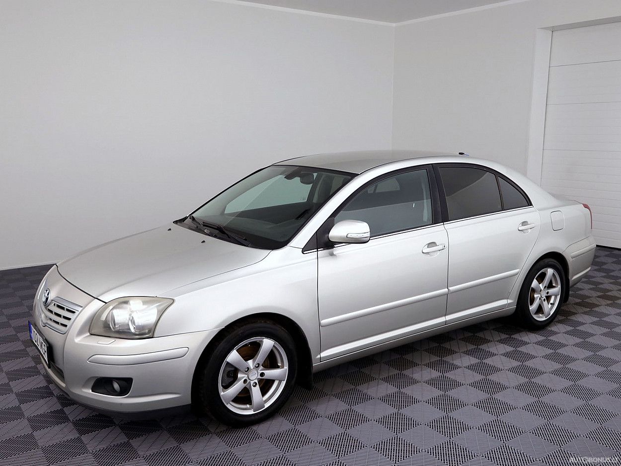 Toyota Avensis | 1