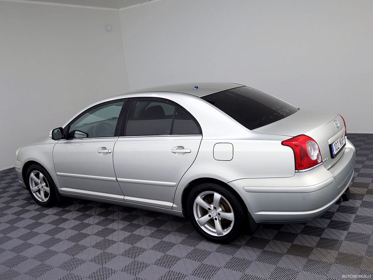 Toyota Avensis | 3