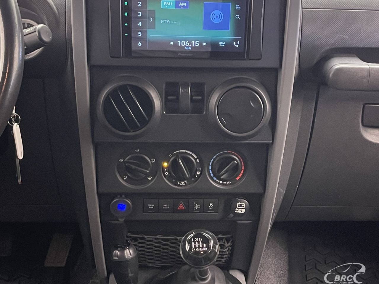 Jeep Wrangler | 11