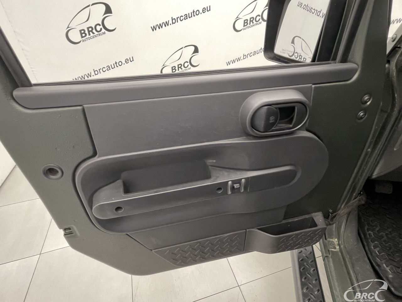 Jeep Wrangler | 14
