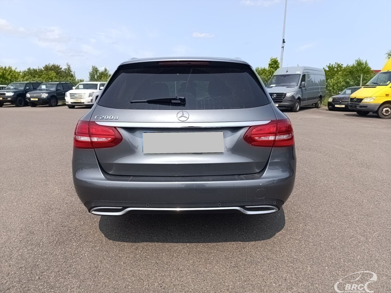 Mercedes-Benz C200 | 5