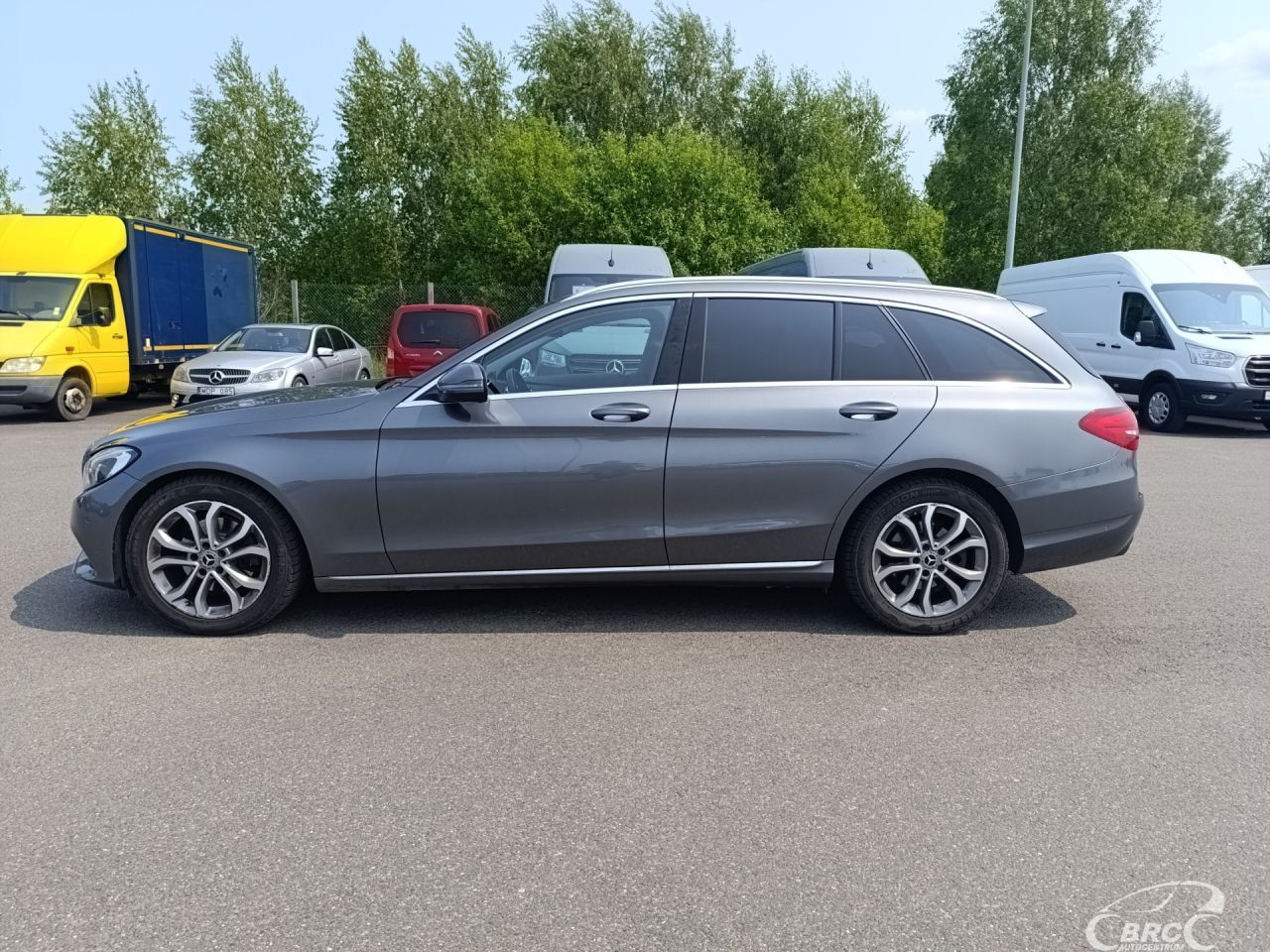 Mercedes-Benz C200 | 2