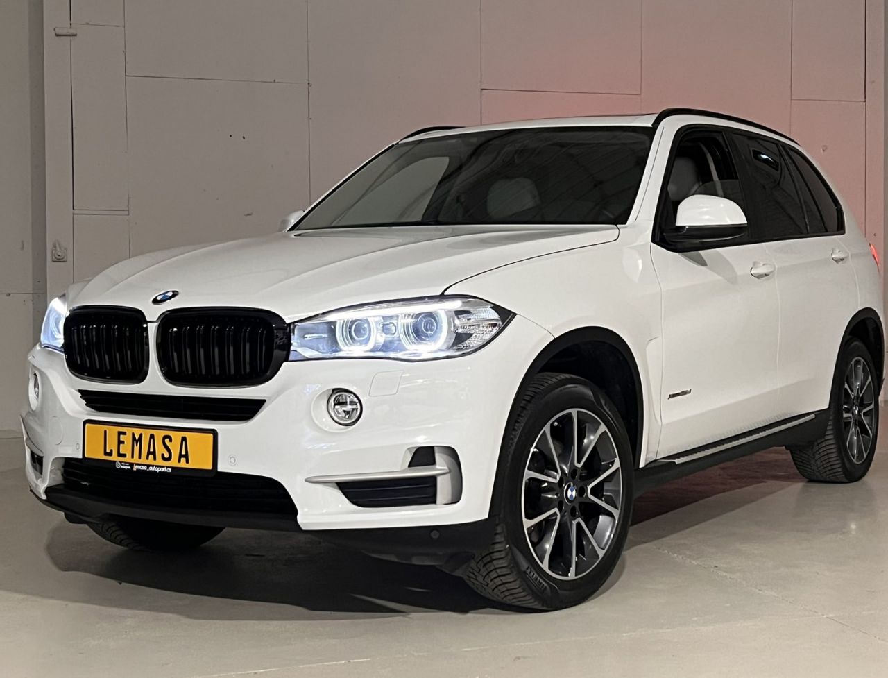 BMW X5 | 4