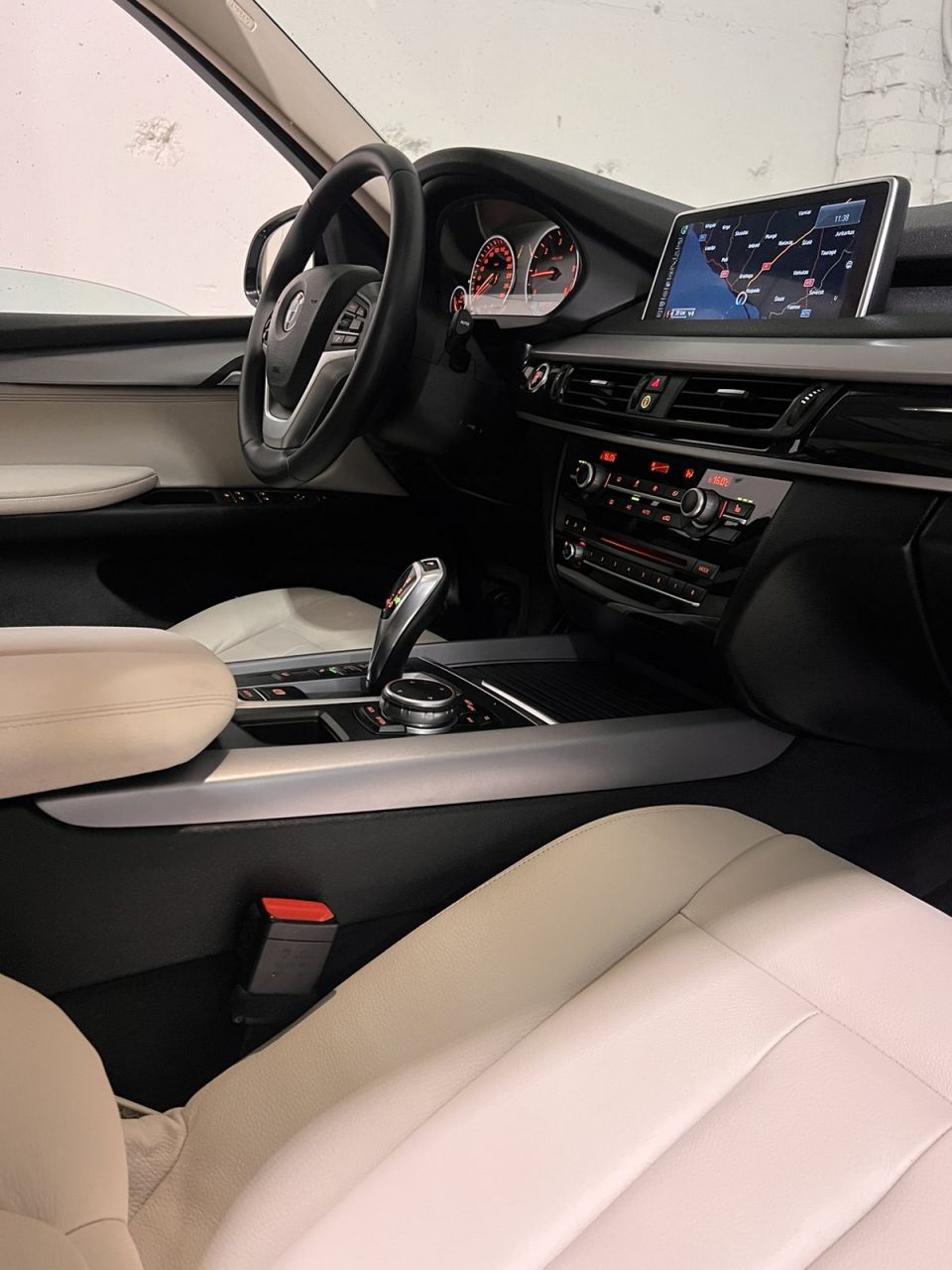 BMW X5 | 11