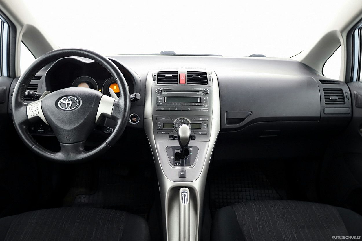 Toyota Auris | 4