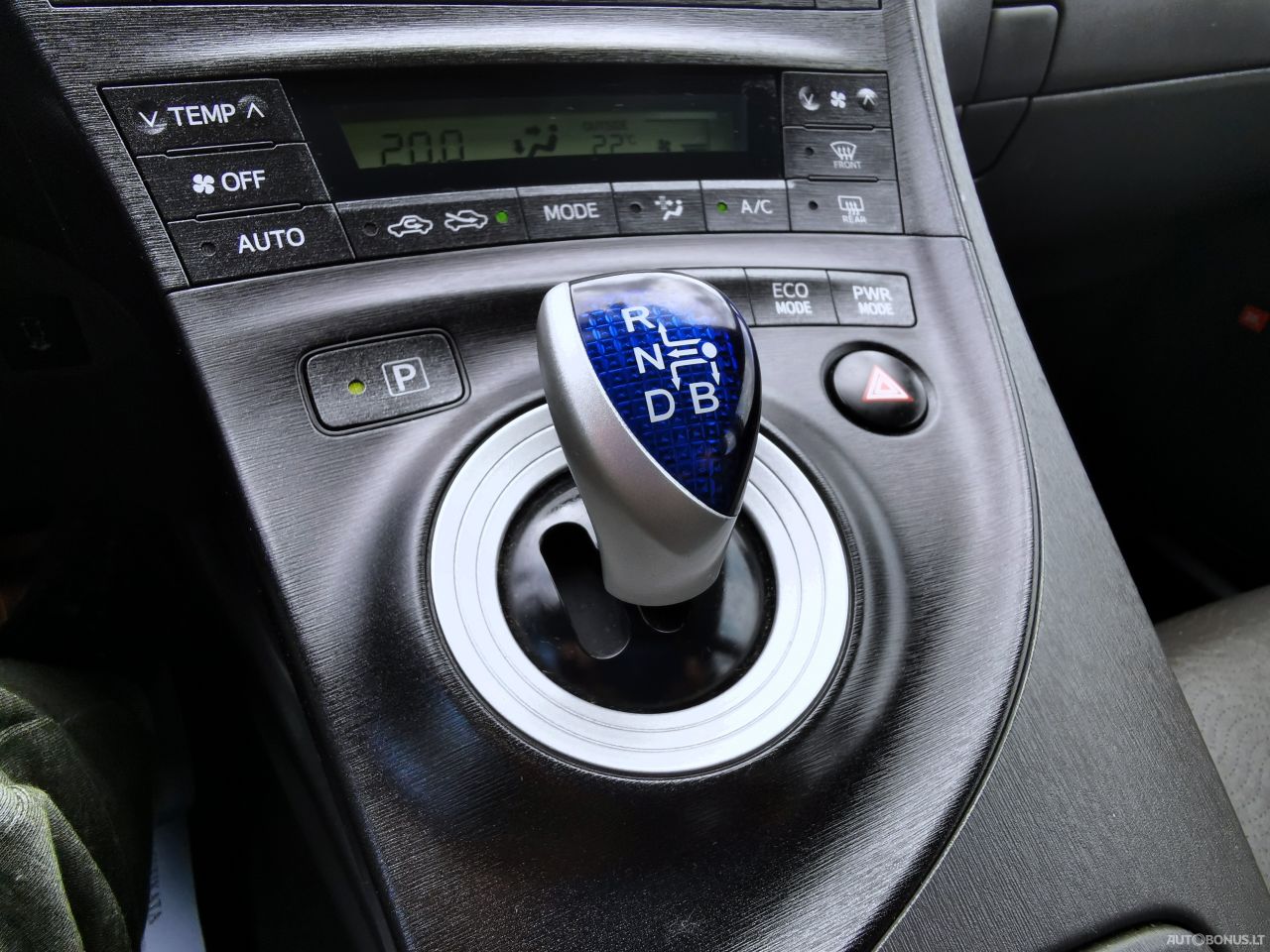 Toyota Prius | 26