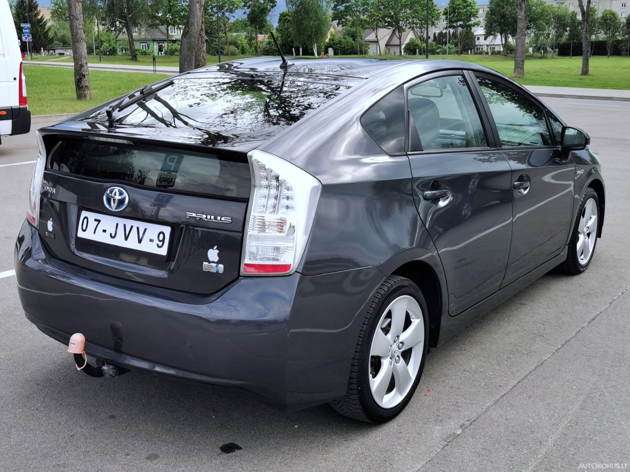 Toyota Prius | 6