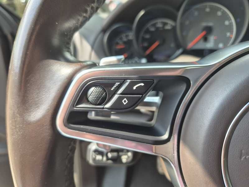 Porsche Cayenne | 10
