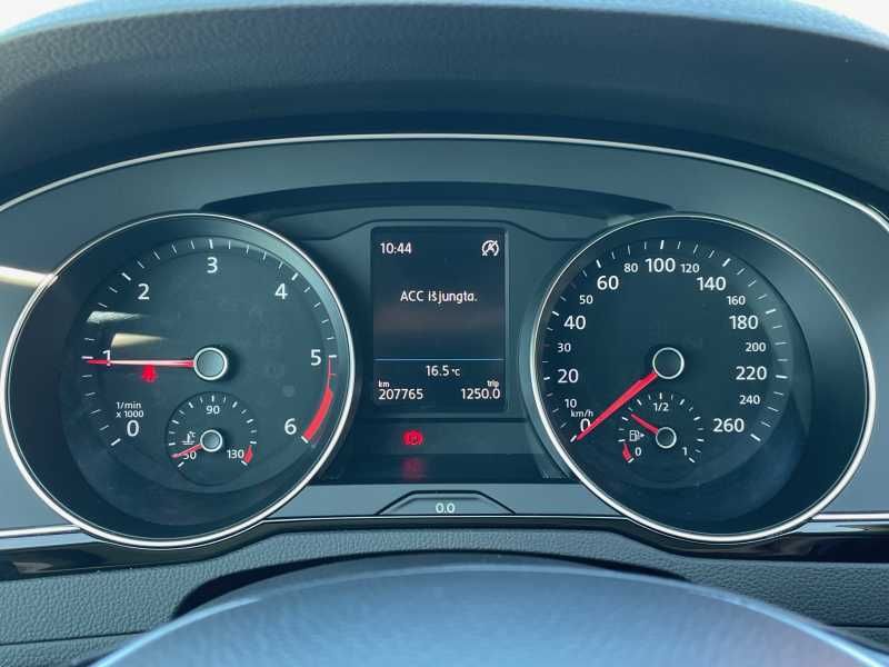 Volkswagen Passat | 19