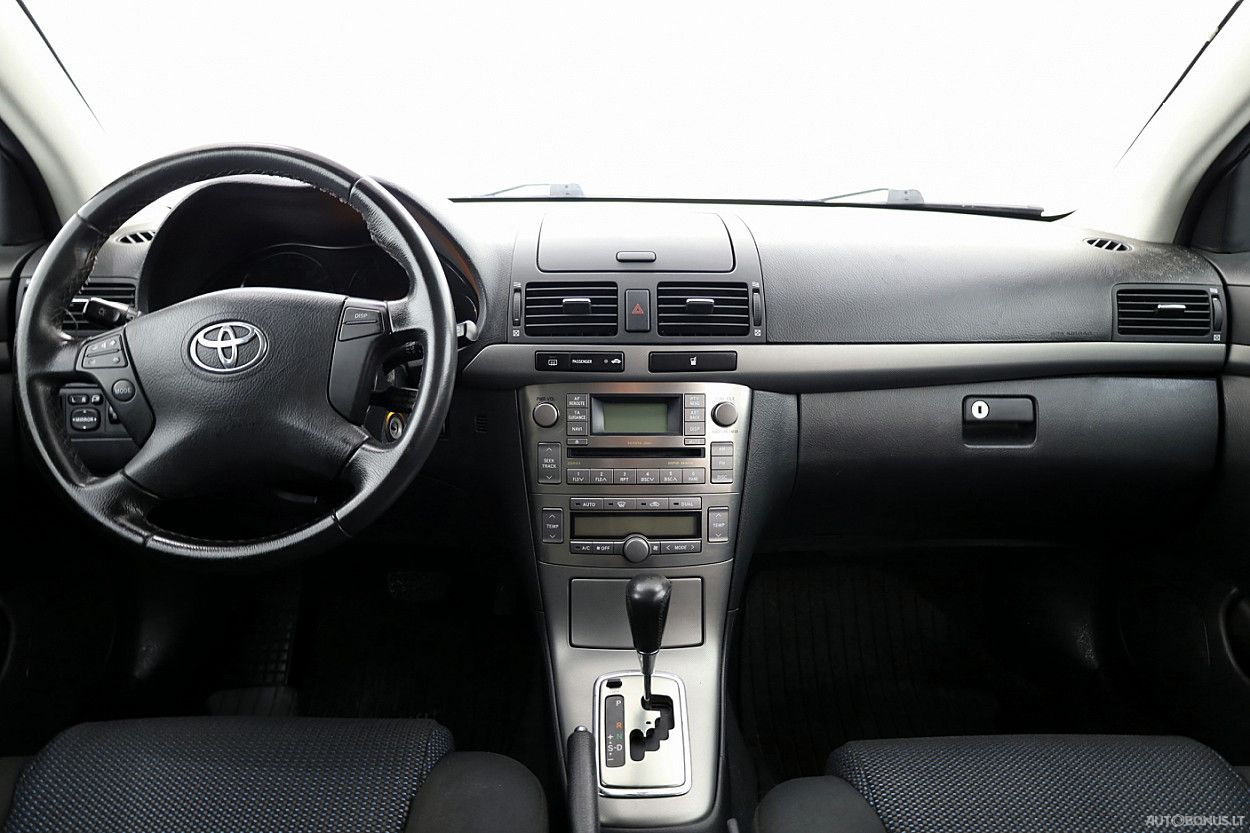 Toyota Avensis | 4