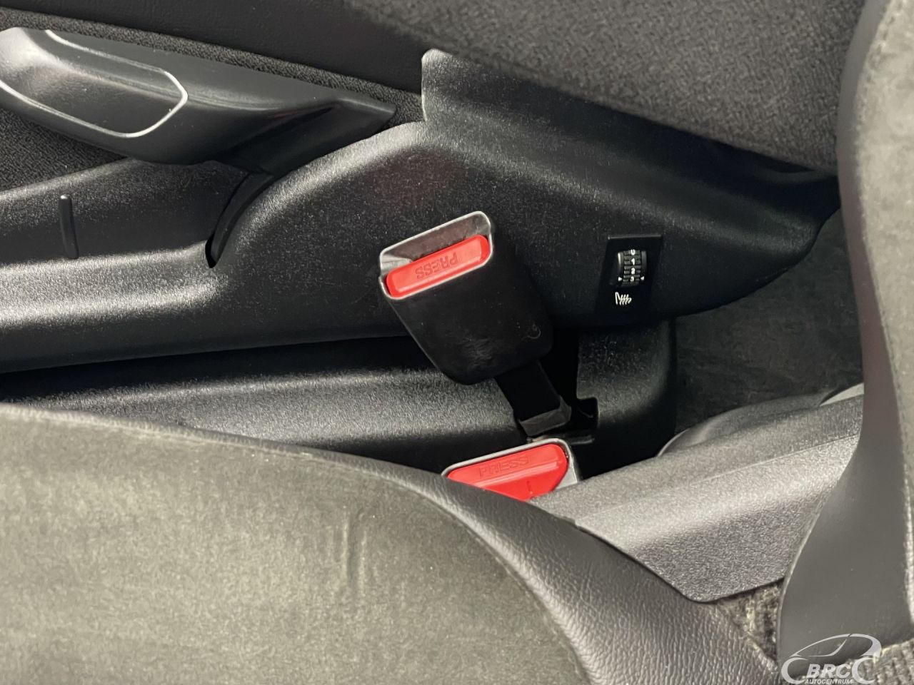Citroen C4 | 23