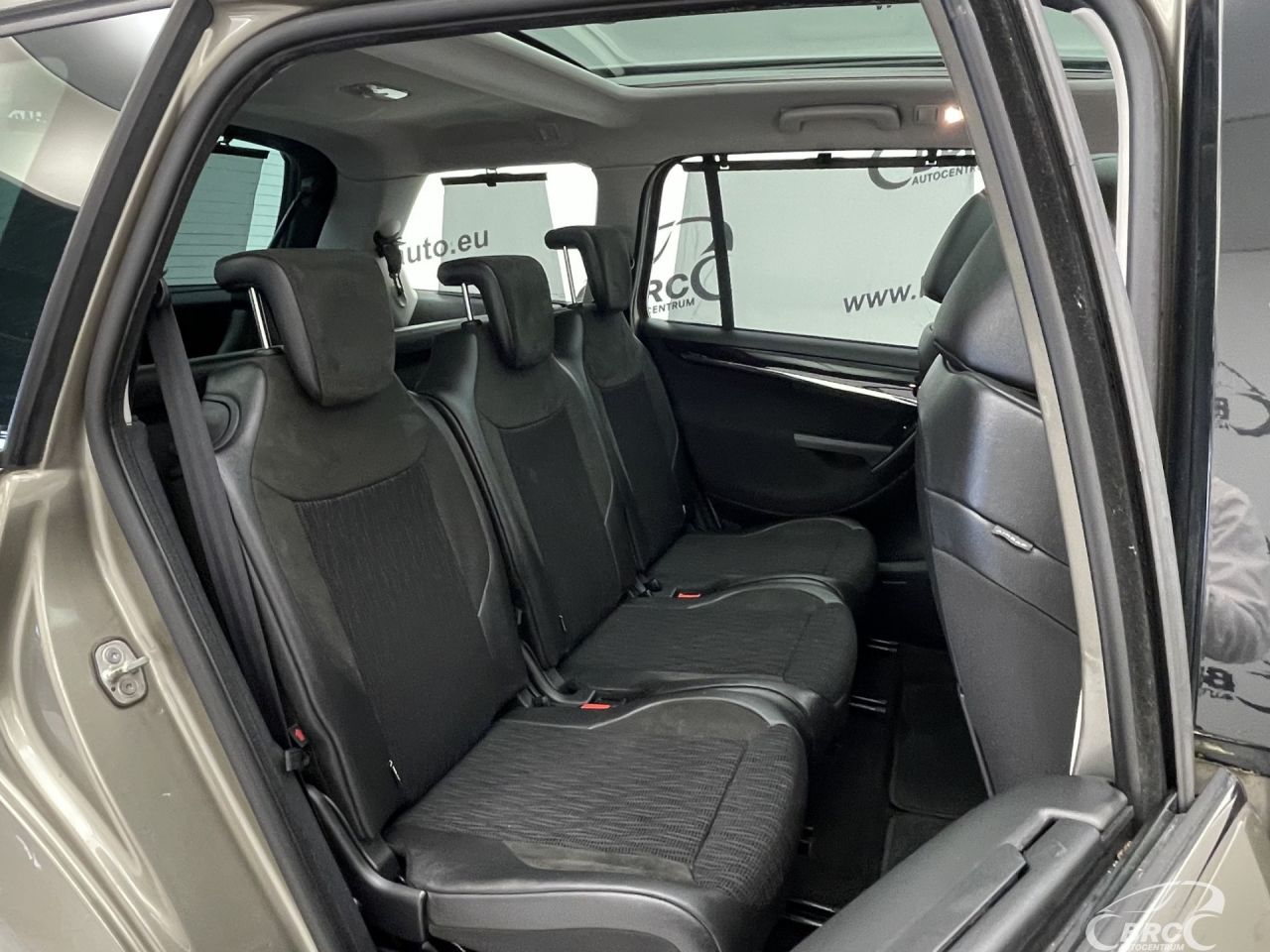 Citroen C4 | 10