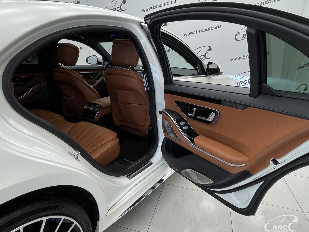 Mercedes-Benz S400 | 11