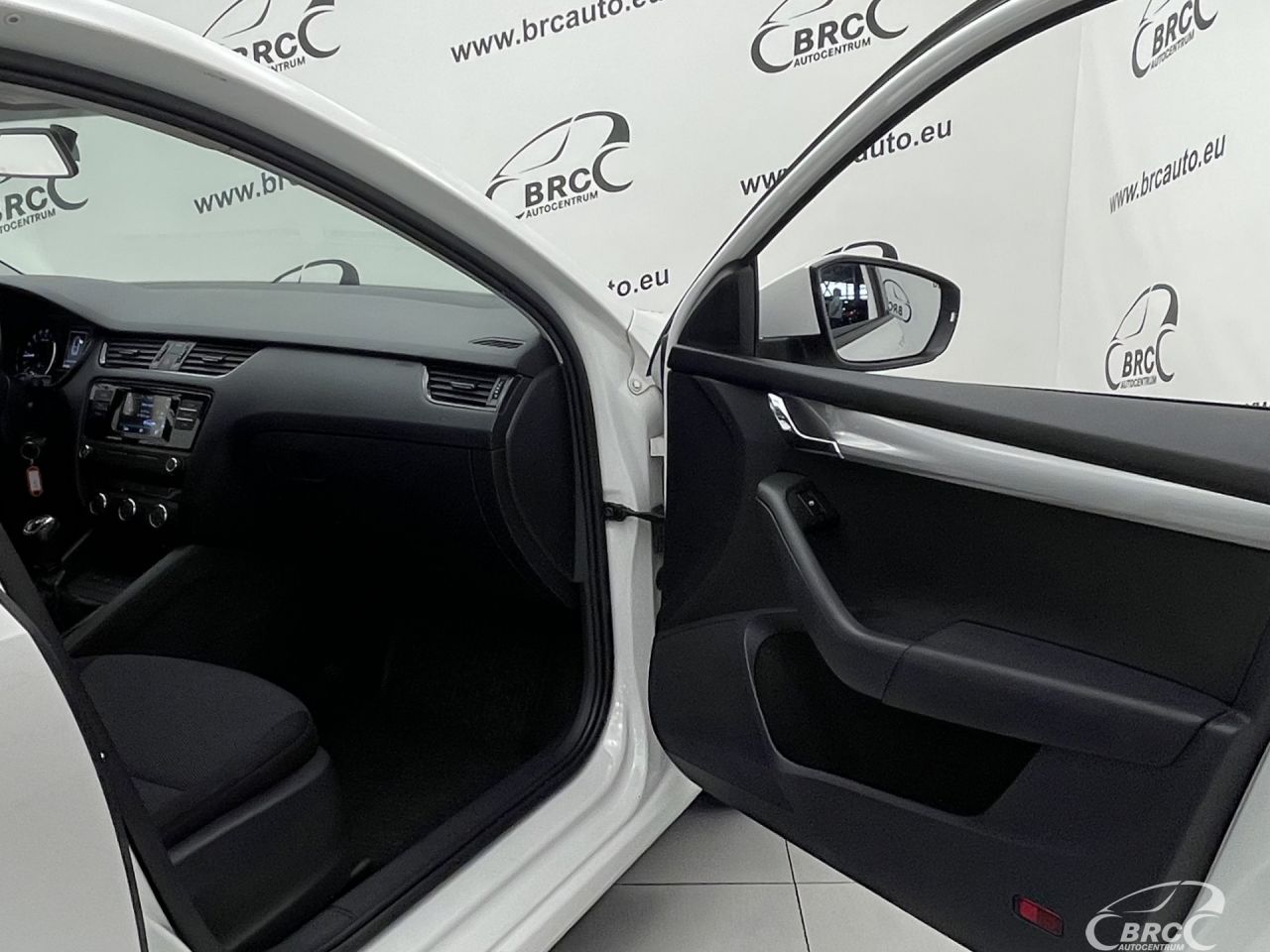 Skoda Octavia | 11
