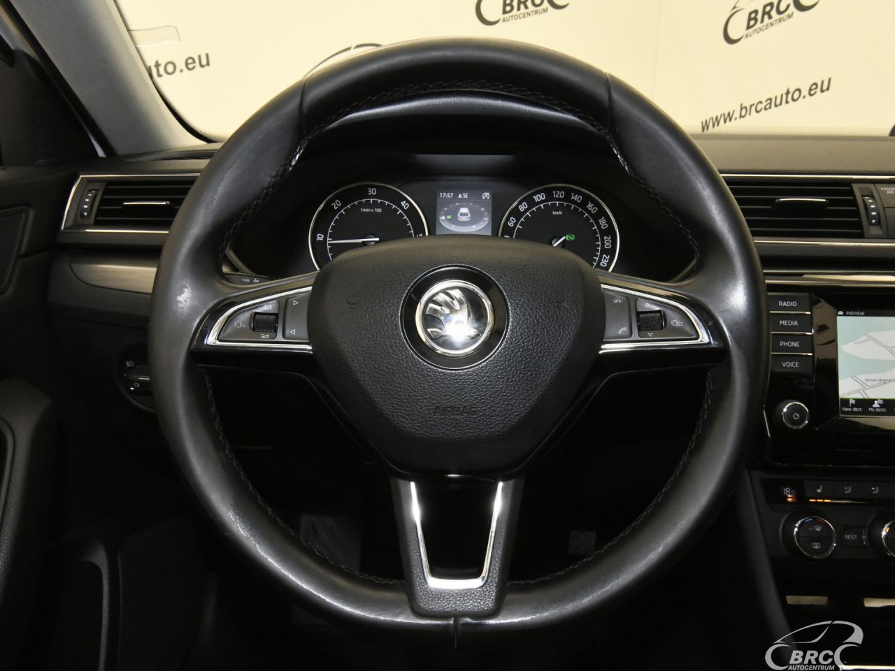 Skoda Superb | 25