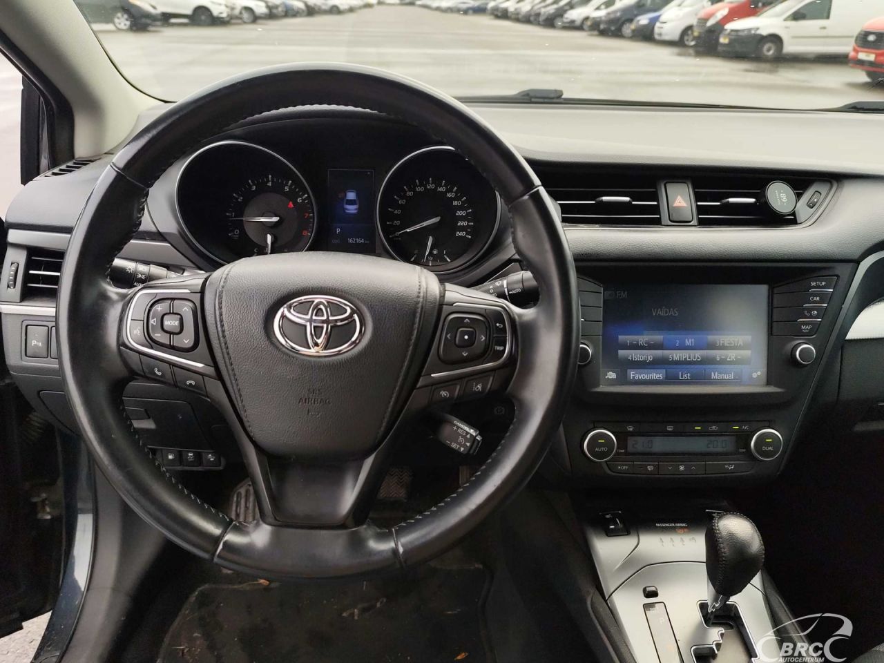 Toyota Avensis | 9