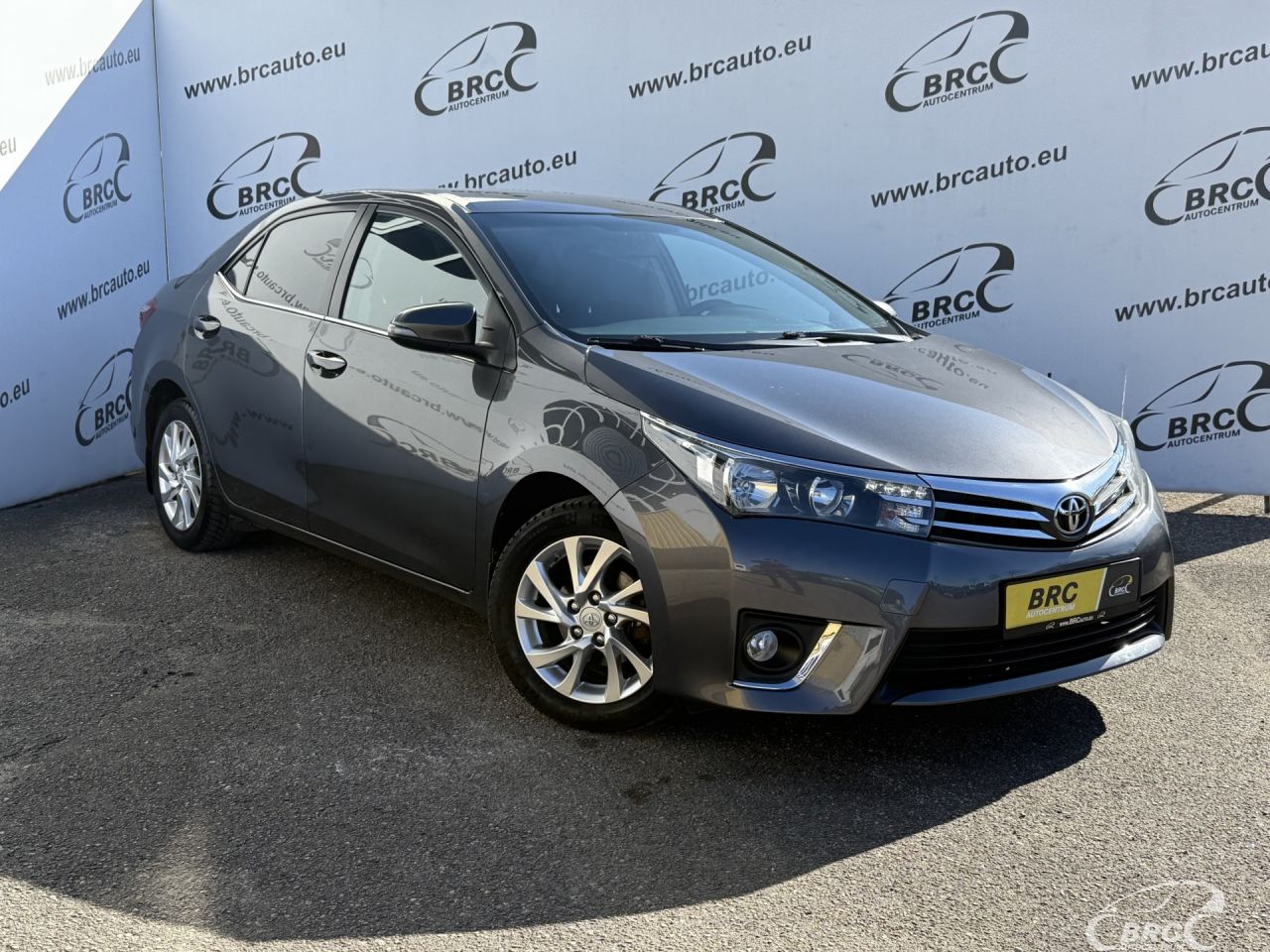 Toyota Corolla | 32
